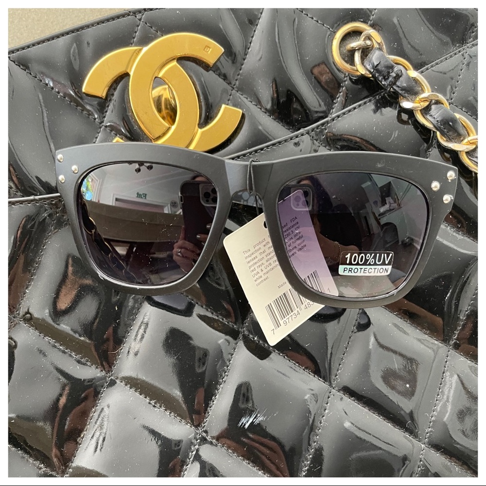 Must Have Fabulous Oversized frames Sunglasses - Picture 5 of 10